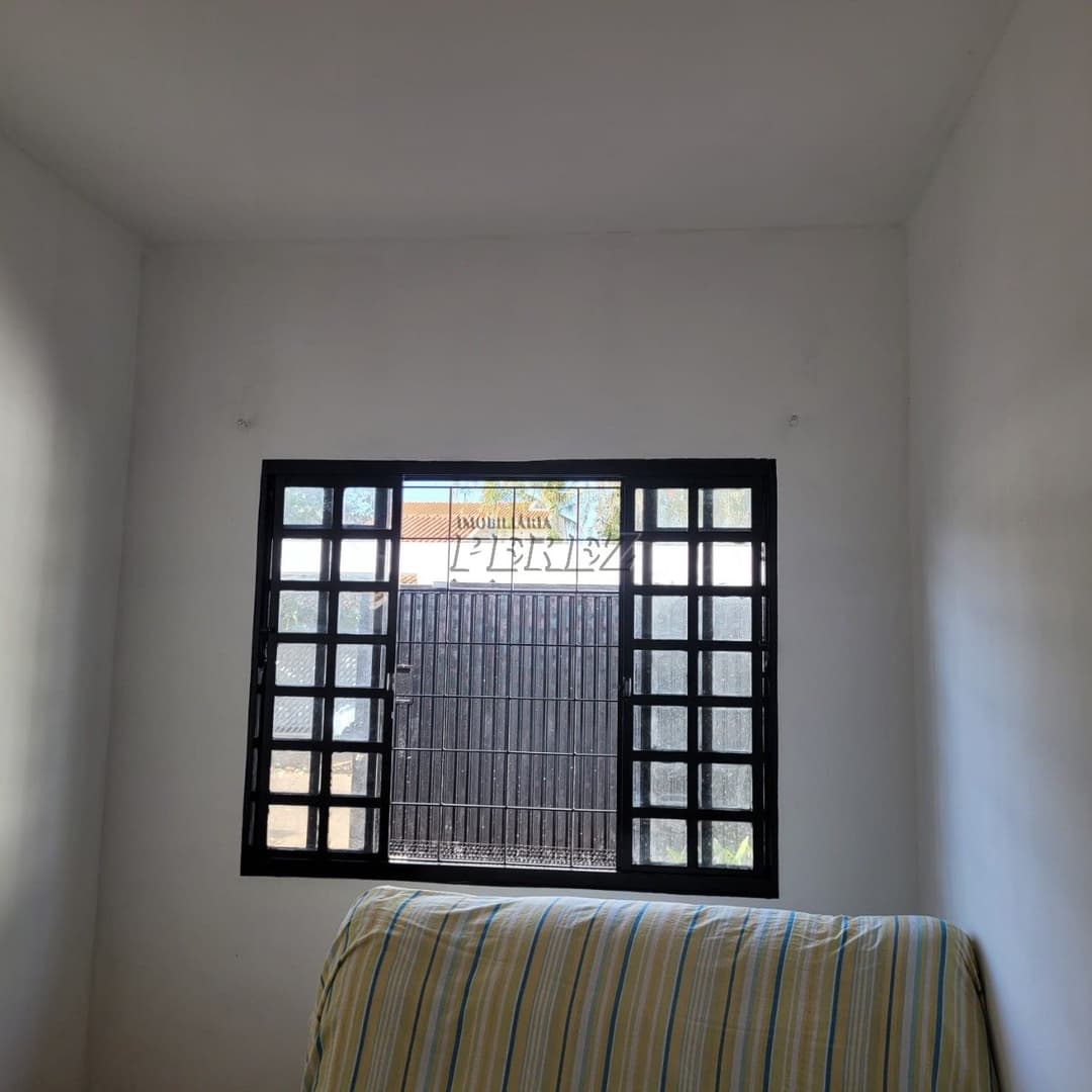 Casa à venda. Térrea com Quintal e 2 Dormitórios - Localização Privilegiada em Londrina! - Foto 9