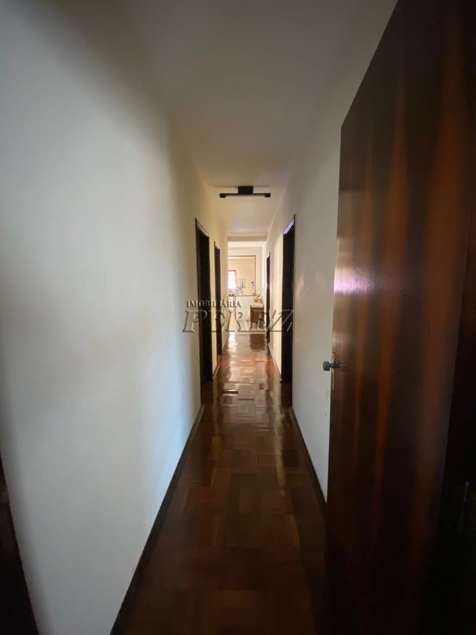 Linda Casa à Venda em Santa Marta - Londrina - Foto 4