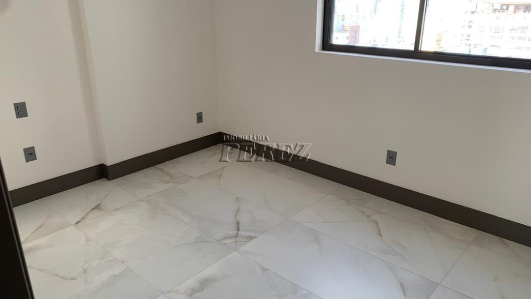 Apartamento à venda de Alto Padrão no Green Ocean - 3 Suítes no Coração de Balneário Camboriú - Foto 8