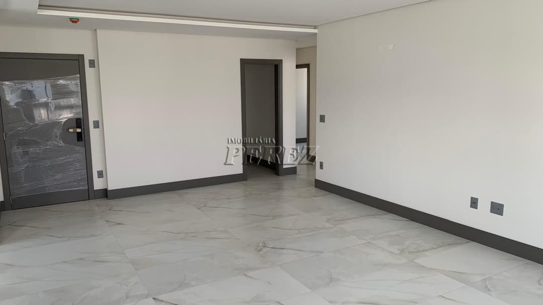 Apartamento à venda de Alto Padrão no Green Ocean - 3 Suítes no Coração de Balneário Camboriú - Foto 7