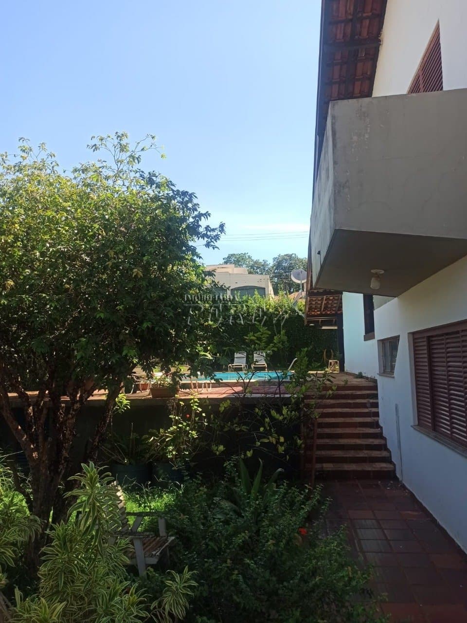 Sobrado à venda de Alto Padrão com 2 Suítes, Lareira e Área de Lazer com Piscina - Foto 17