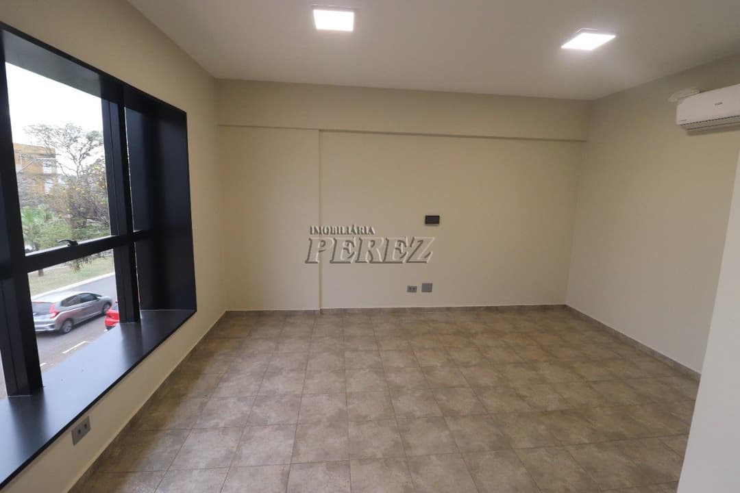 Sala para alugar no Edifício Comercial Perez, no centro de Londrina - Foto 3