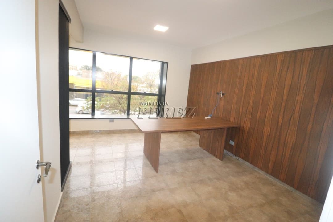 Sala para alugar no Edifício Comercial Perez, em localização estratégica no centro de Londrina - Foto 2