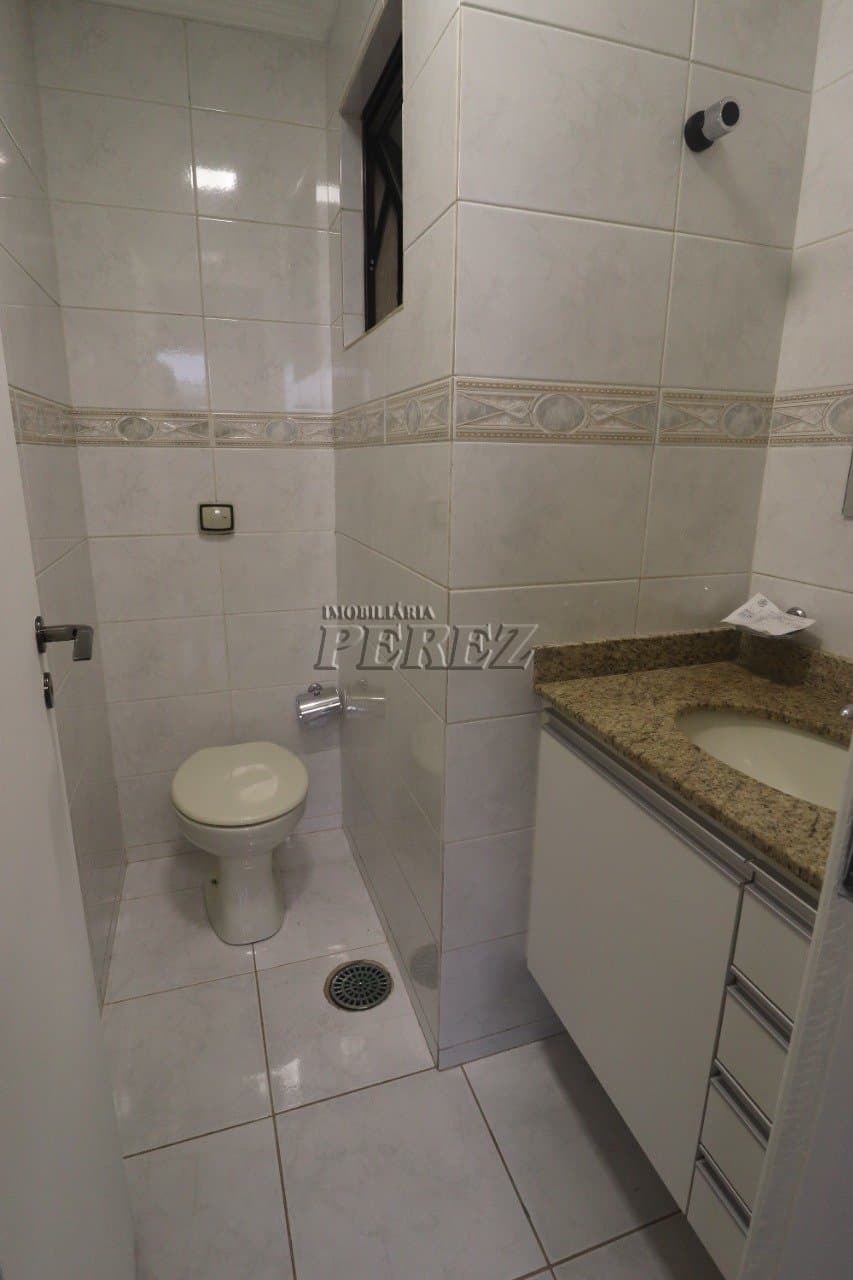 Sala para alugar no Edifício Comercial Perez, em localização estratégica no centro de Londrina - Foto 8