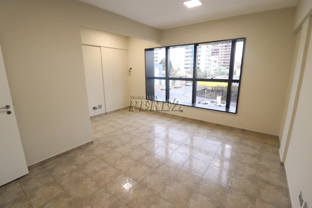 Sala para alugar no Edifício Comercial Perez, na Rua Brasil no centro de Londrina - Foto 8