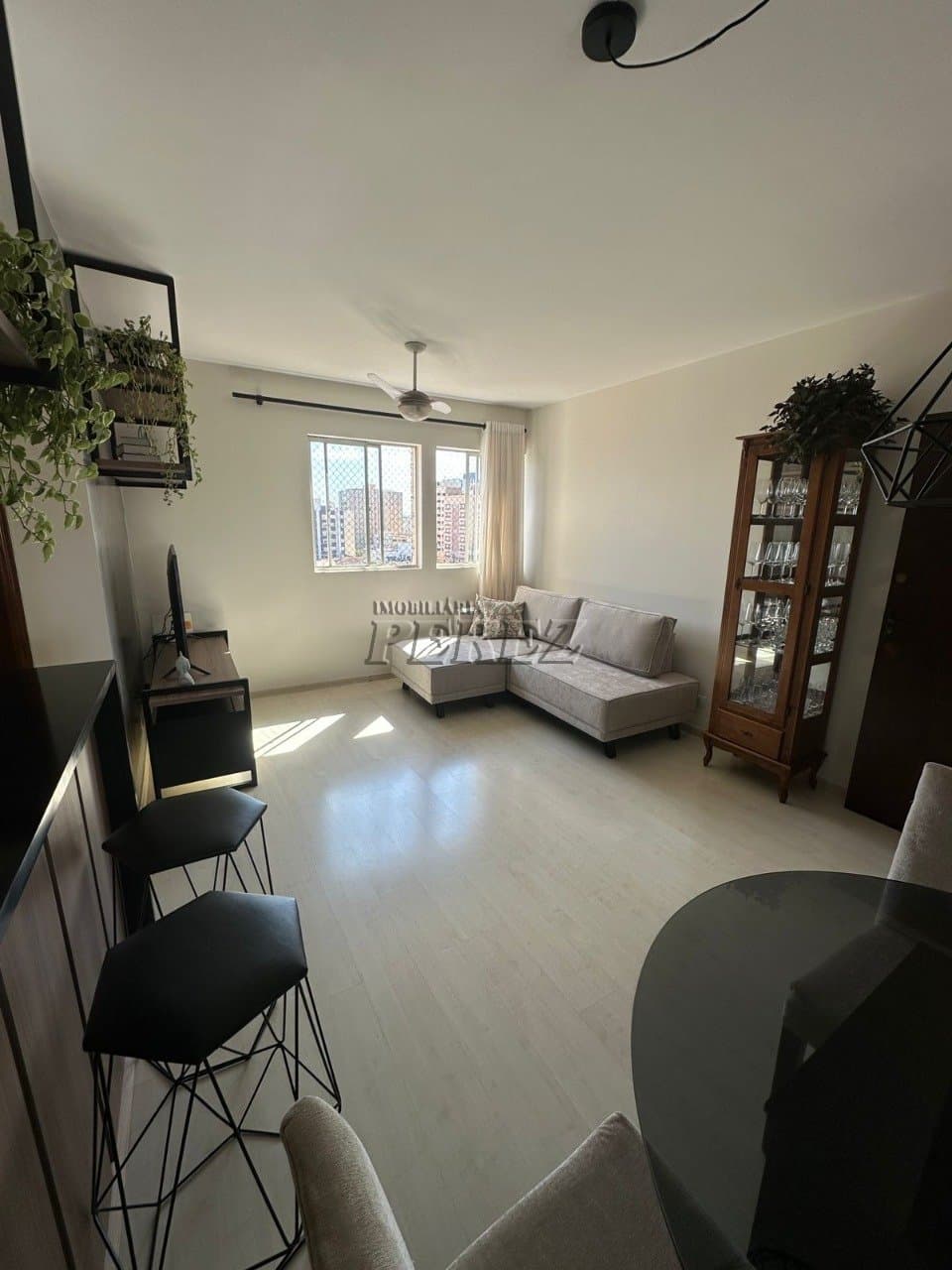 Apartamento à Venda - Conforto e Praticidade para o Seu Dia a Dia em Londrina - Foto 1