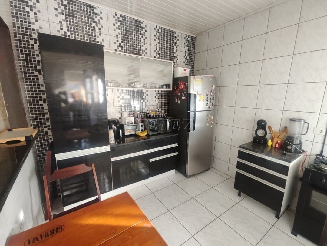 Casa à venda em Londrina - Duas casas no mesmo terreno- Espaço e praticidade para investir ou morar! - Foto 7
