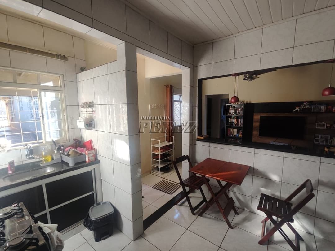 Casa à venda em Londrina - Duas casas no mesmo terreno- Espaço e praticidade para investir ou morar! - Foto 6