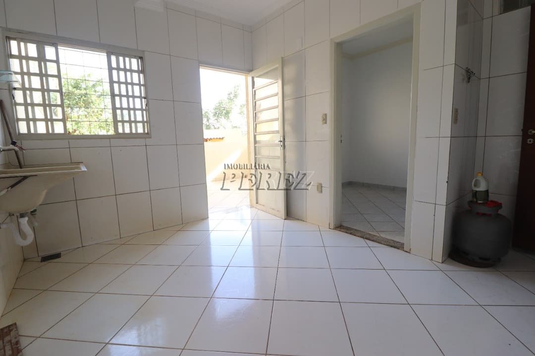 Sobrado Espaçoso para Locação - Jardim Itamarati, Londrina - Foto 18