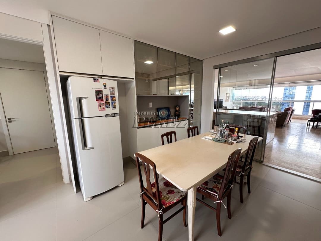 Apartamento de Alto Padrão - Edifício La Torre, Zona Sul de Londrina - Foto 17