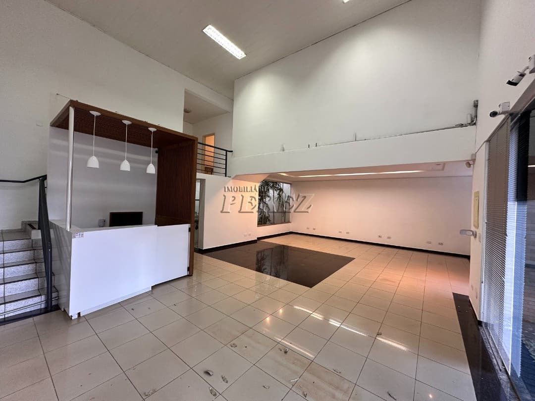 Imóvel Comercial para Alugar - Avenida Rio de Janeiro, Coração de Londrina - Foto 1