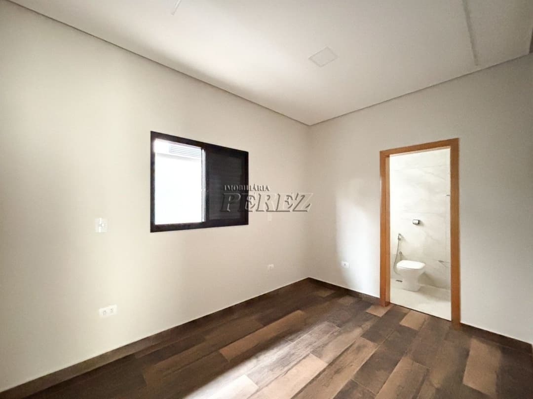 Casa de Alto Padrão à Venda no Condomínio Royal Boulevard - Elegância e Conforto - Foto 17