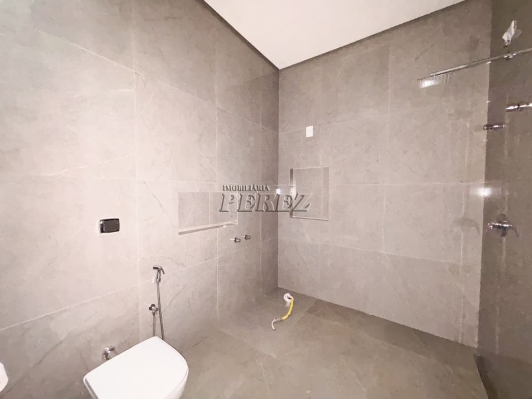 Casa de Alto Padrão à Venda no Condomínio Royal Boulevard - Elegância e Conforto - Foto 13