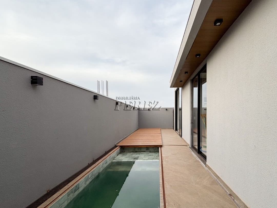 Casa de Alto Padrão à Venda no Condomínio Royal Boulevard - Elegância e Conforto - Foto 9