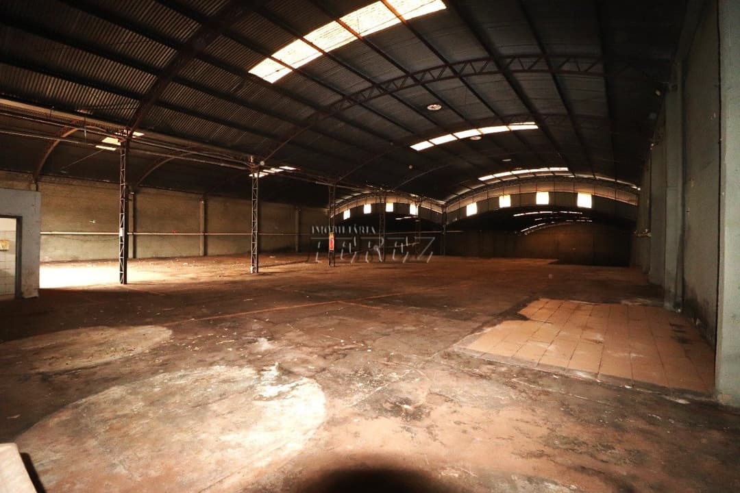Barracão para alugar no Cilo 3, região oeste de Londrina - Foto 9
