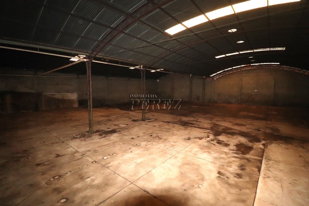 Barracão para alugar no Cilo 3, região oeste de Londrina - Foto 11