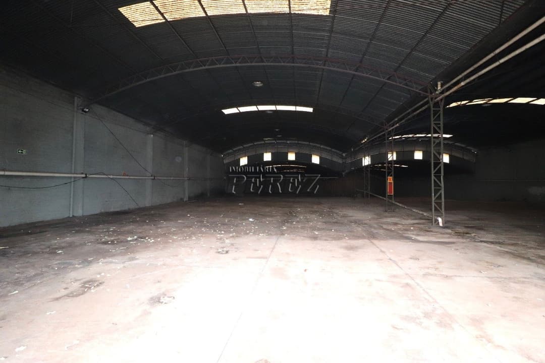 Barracão para alugar no Cilo 3, região oeste de Londrina - Foto 3