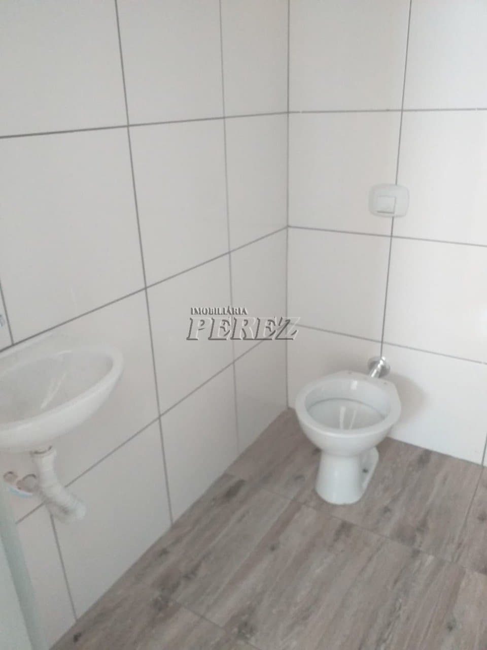 Barracão Comercial à Venda na Zona Leste de Londrina - Espaço e Versatilidade para o Seu Negócio! - Foto 8