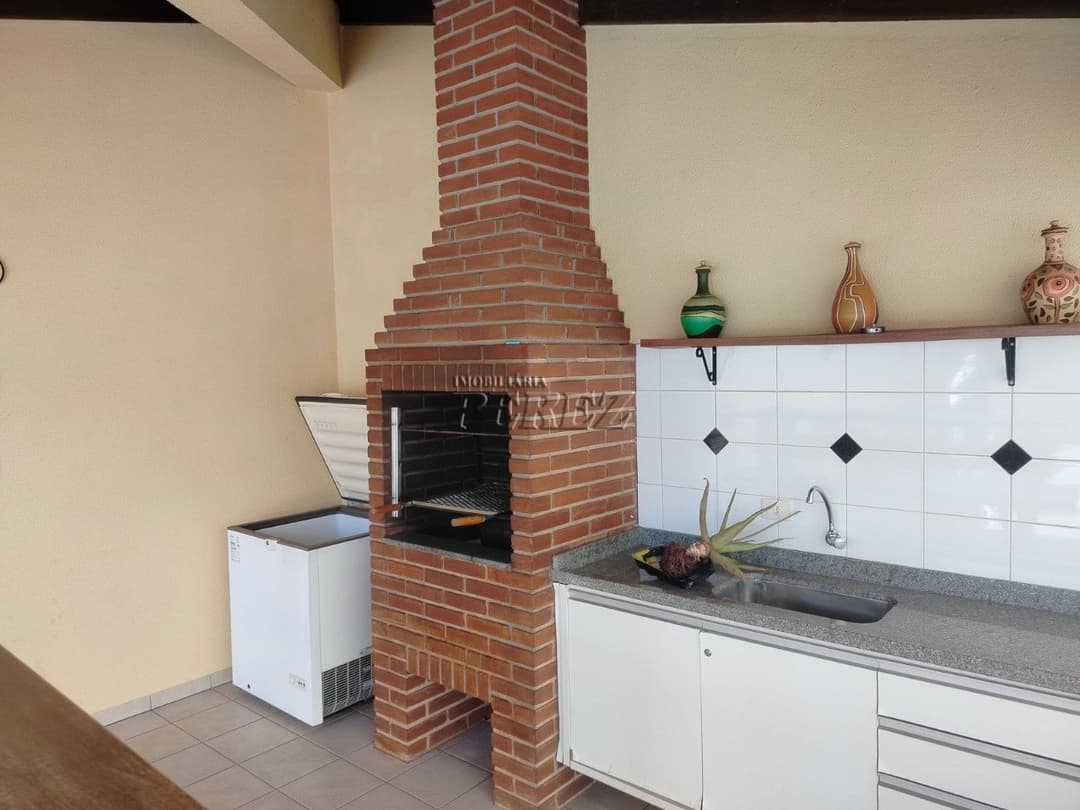Apartamento à venda em Andar Alto com 2 Dormitórios, Sacada e Área Gourmet - Vista Privilegiada em Londrina!