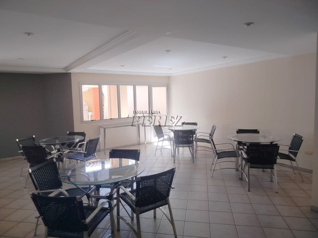 Apartamento à venda em Andar Alto com 2 Dormitórios, Sacada e Área Gourmet - Vista Privilegiada em Londrina!