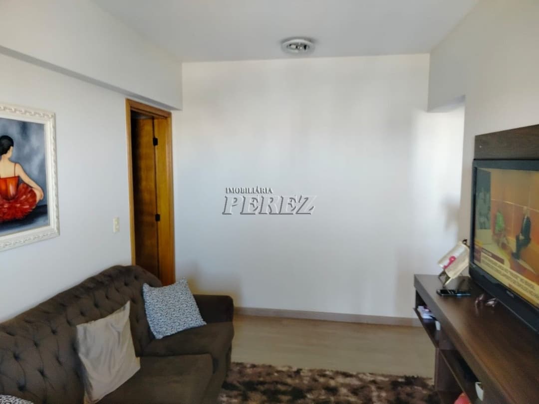 Apartamento à venda em Andar Alto com 2 Dormitórios, Sacada e Área Gourmet - Vista Privilegiada em Londrina!