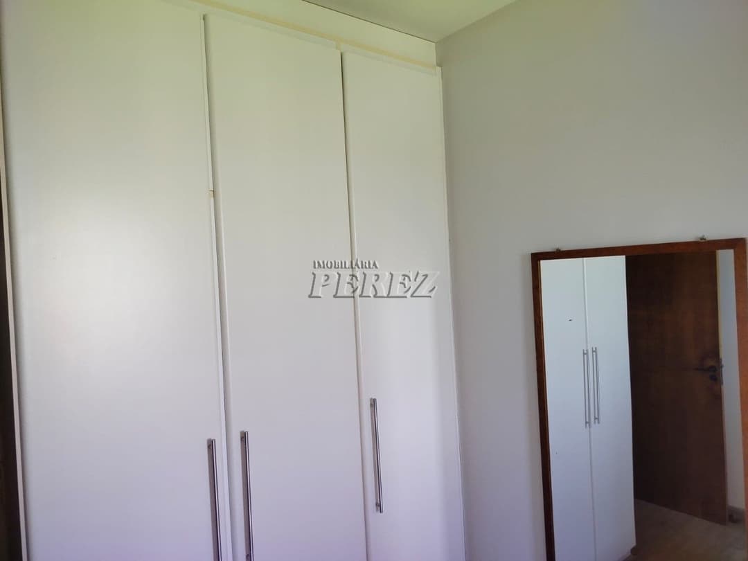 Apartamento à venda em Andar Alto com 2 Dormitórios, Sacada e Área Gourmet - Vista Privilegiada em Londrina!