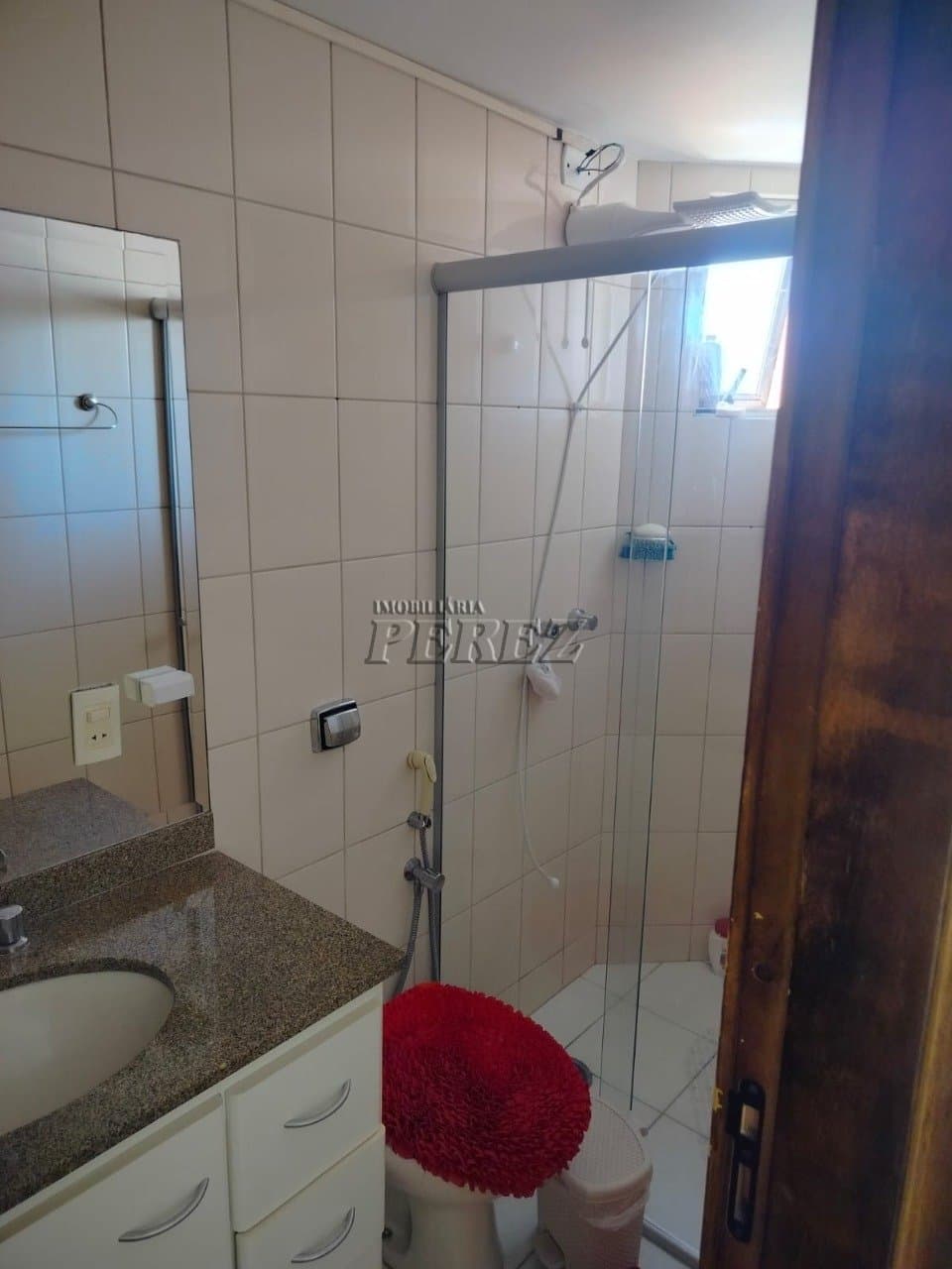 Apartamento à venda em Andar Alto com 2 Dormitórios, Sacada e Área Gourmet - Vista Privilegiada em Londrina!