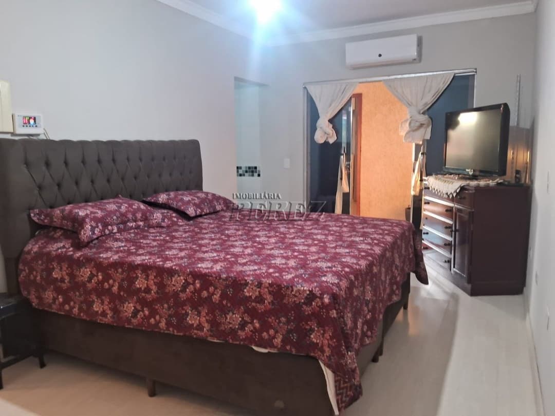 Casa à venda, Ampla Residência na Zona Leste de Londrina - 4 Dormitórios, 3 Suítes e 5 Vagas - Foto 8