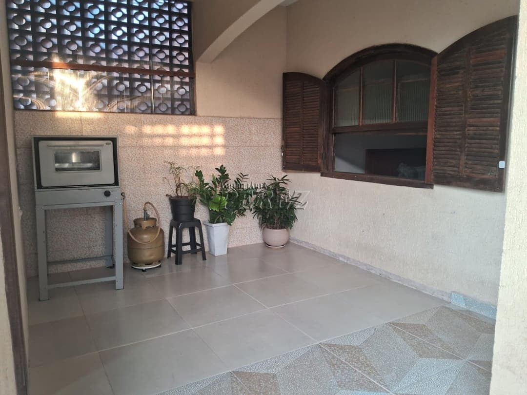 Casa à venda, Ampla Residência na Zona Leste de Londrina - 4 Dormitórios, 3 Suítes e 5 Vagas - Foto 15