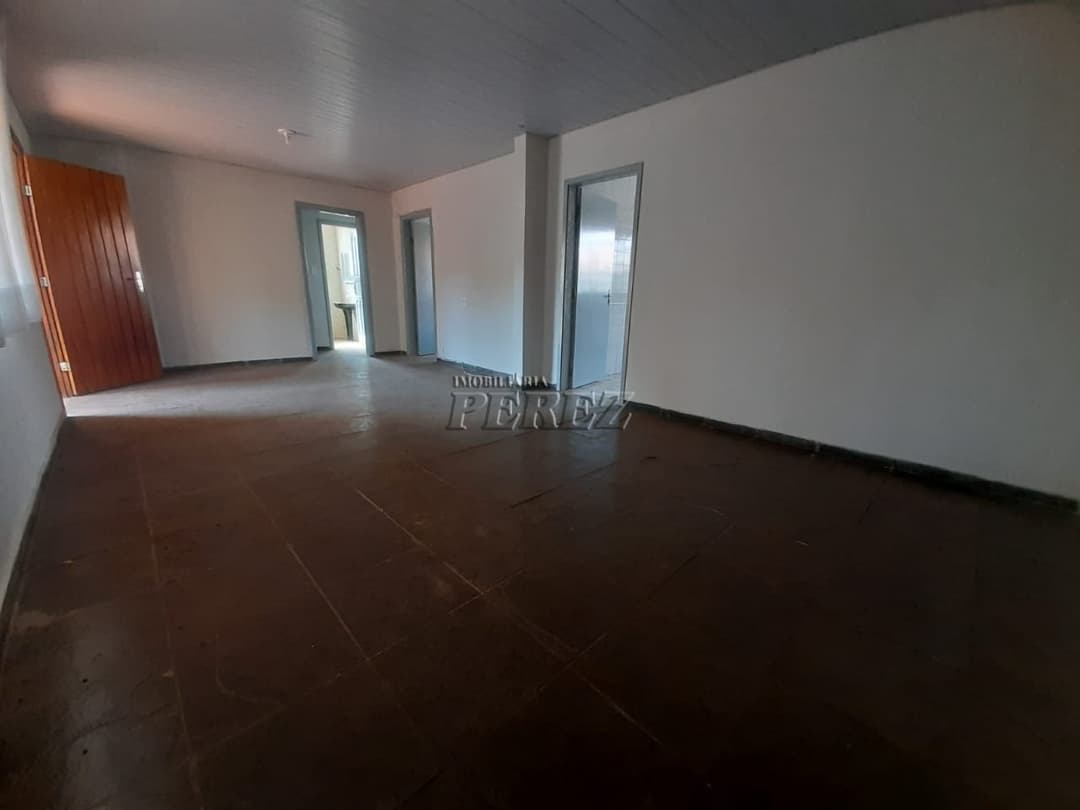 Casa de Três Quartos Para alugar no Centro de Londrina - Foto 5