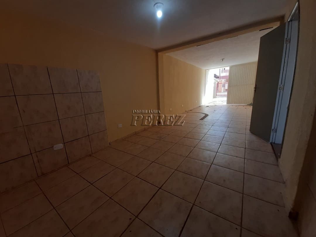Casa de Três Quartos Para alugar no Centro de Londrina - Foto 22