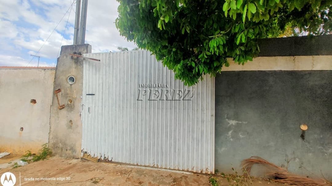 Apartamento à venda de 2 Dormitórios com Garagem à Venda em Londrina - Foto 0