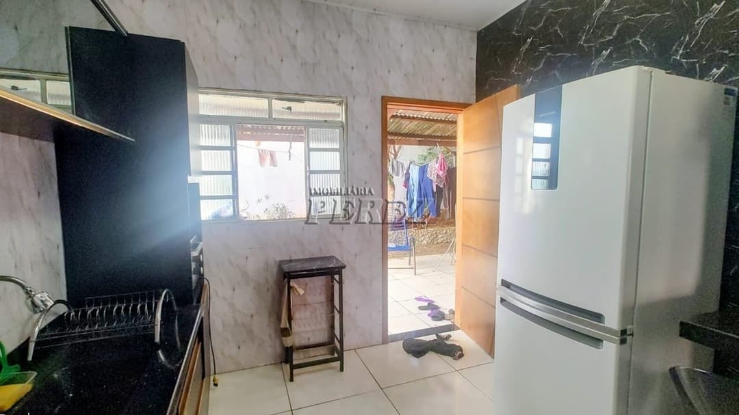 Apartamento à venda de 2 Dormitórios com Garagem à Venda em Londrina - Foto 2
