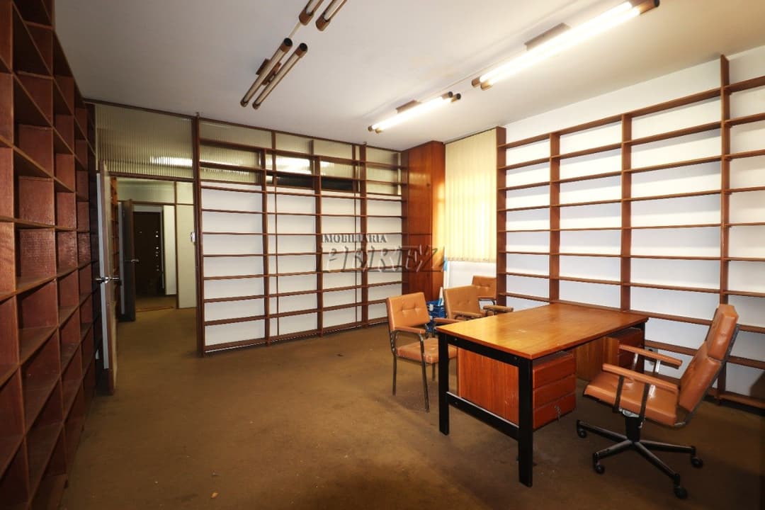 Sala para alugar no Ouro Verde Comercial, no centro de Londrina - Foto 9