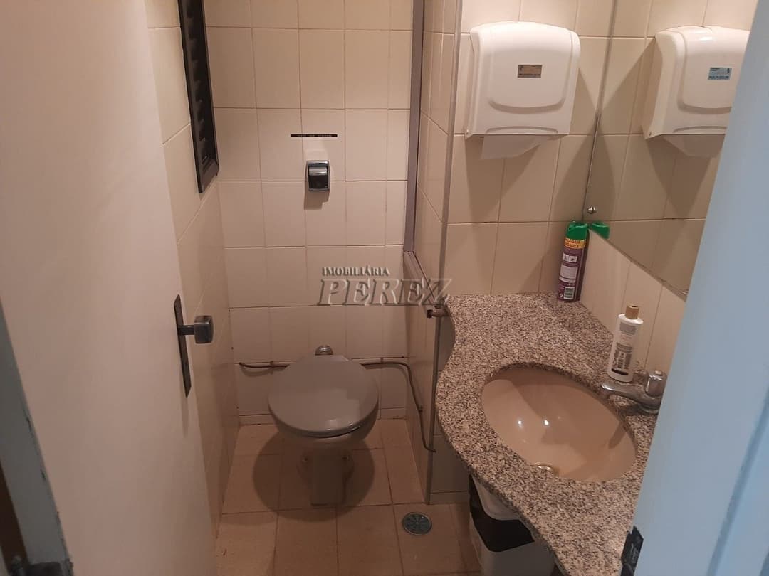 Sala para alugar no Edifício Pioneiros do Café, no centro de Londrina - Foto 2