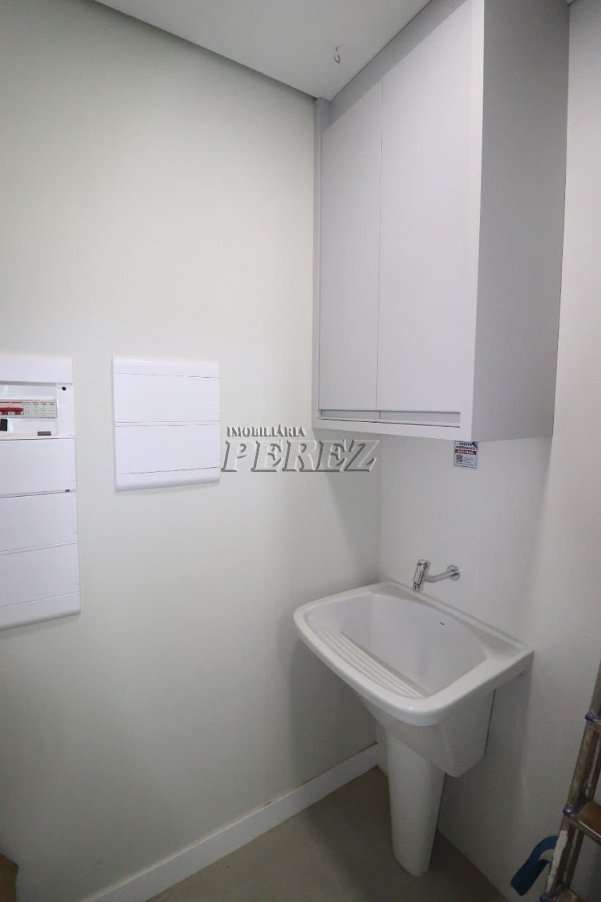 Apartamento para alugar no Odyssey na região central de Londrina - Foto 3