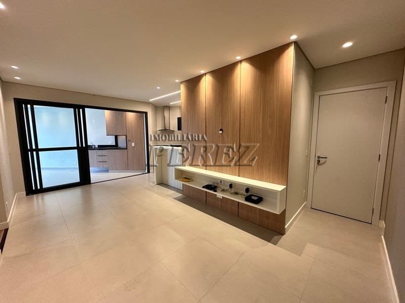Apartamento para alugar no Edifício Odyssey no centro de Londrina - Foto 2