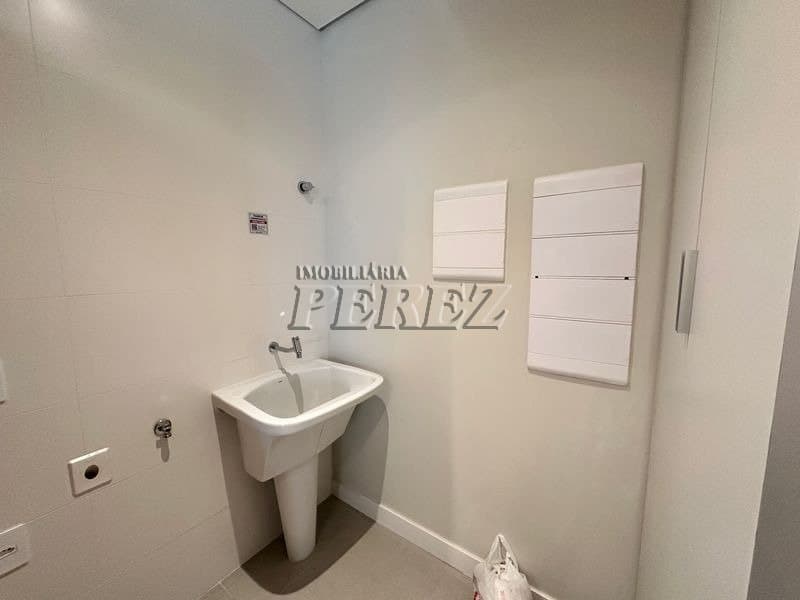 Apartamento para alugar no Edifício Odyssey no centro de Londrina - Foto 11