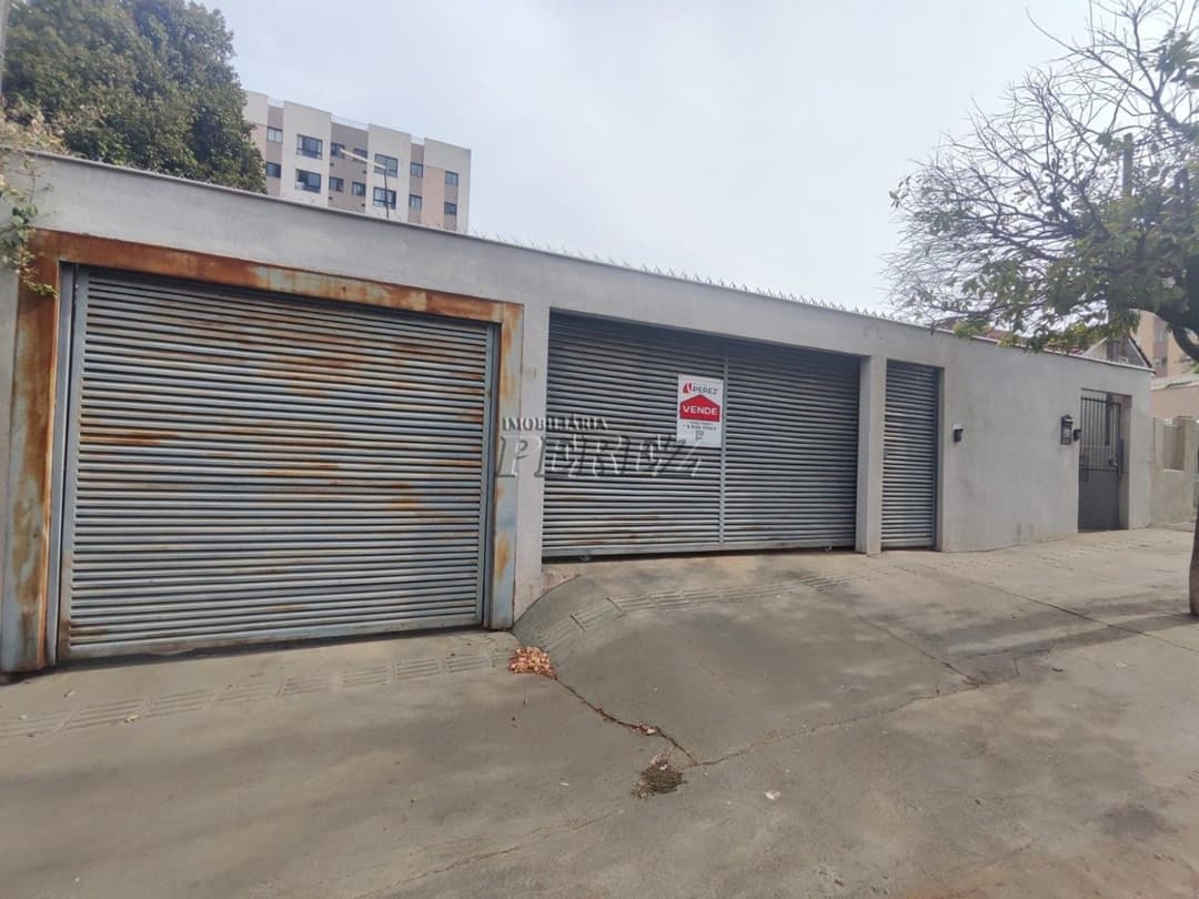 Casa à venda na região central de Londrina, casa ampla, aconchegante, espaçosa e moderna. - Foto 0
