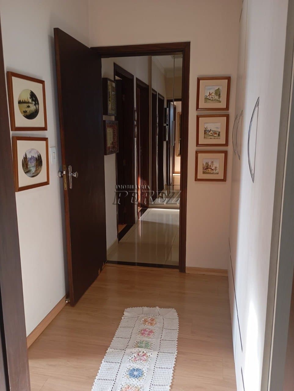 Apartamento à venda no Edifício Novo Inajá - Conforto e praticidade no Centro de Londrina! - Foto 8