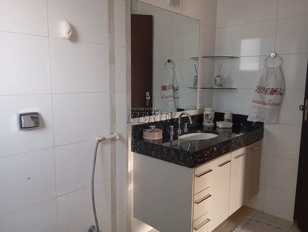 Apartamento à venda no Edifício Novo Inajá - Conforto e praticidade no Centro de Londrina! - Foto 24