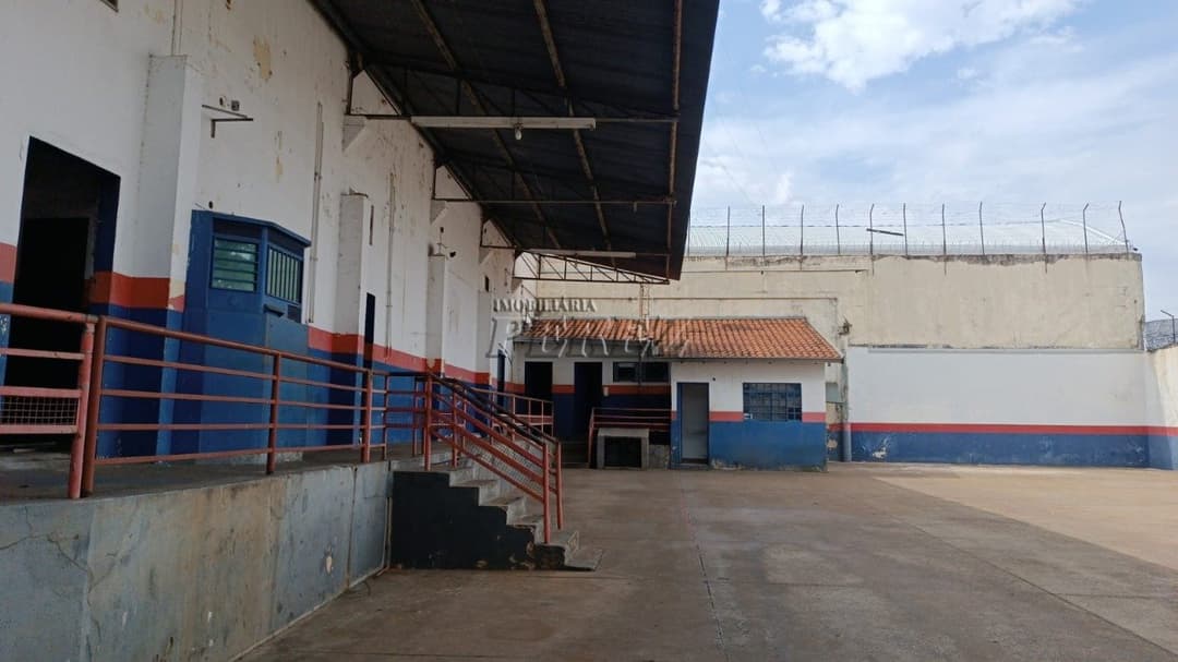 Barracão para alugar no centro - Foto 2