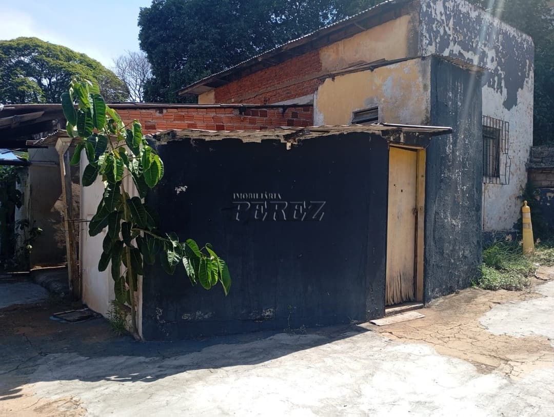 Terrena para venda e locação, Centro de Londrina, com 510m2 ótimo para garagem, ou investimento de ponto comercial. - Foto 8
