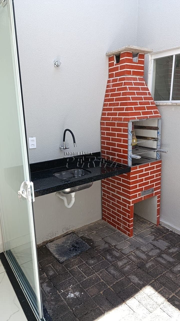 As oportunidades como esta não aparecem todos os dias! Uma casa novinha, com alto padrão de acabamento e pronta pra receber a sua família em um dos co - Foto 5