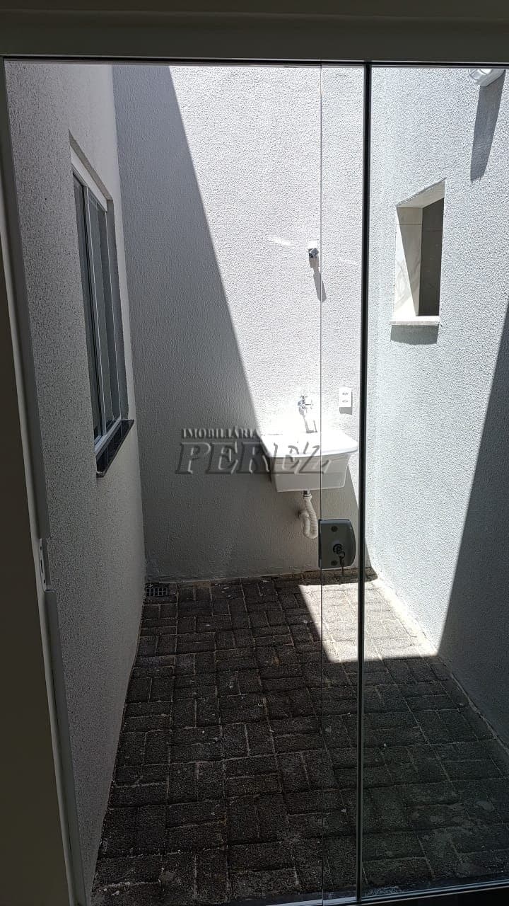 As oportunidades como esta não aparecem todos os dias! Uma casa novinha, com alto padrão de acabamento e pronta pra receber a sua família em um dos co - Foto 6
