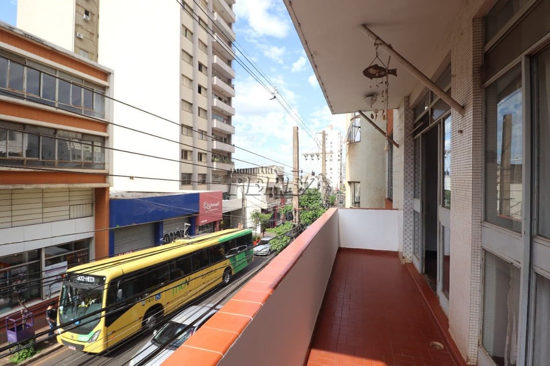 Apartamento para alugar na Rua Sergipe, no centro de Londrina - Edifício Maria José - Foto 6