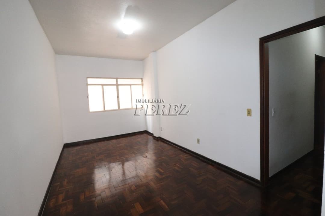 Apartamento para alugar na Rua Sergipe, no centro de Londrina - Edifício Maria José - Foto 11