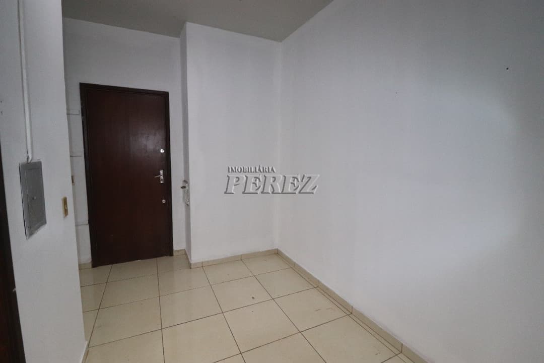 Apartamento para alugar na Rua Sergipe, no centro de Londrina - Edifício Maria José - Foto 14