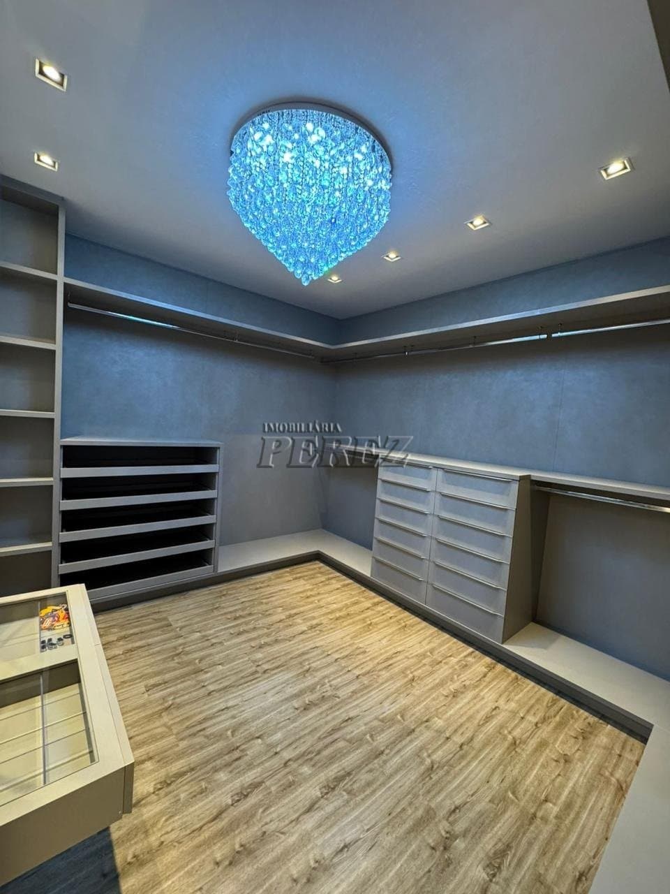 Sobrado à venda, mobiliada de alto padrão no Condomínio Sun Lake - 4 suítes e espaço gourmet completo! - Foto 16