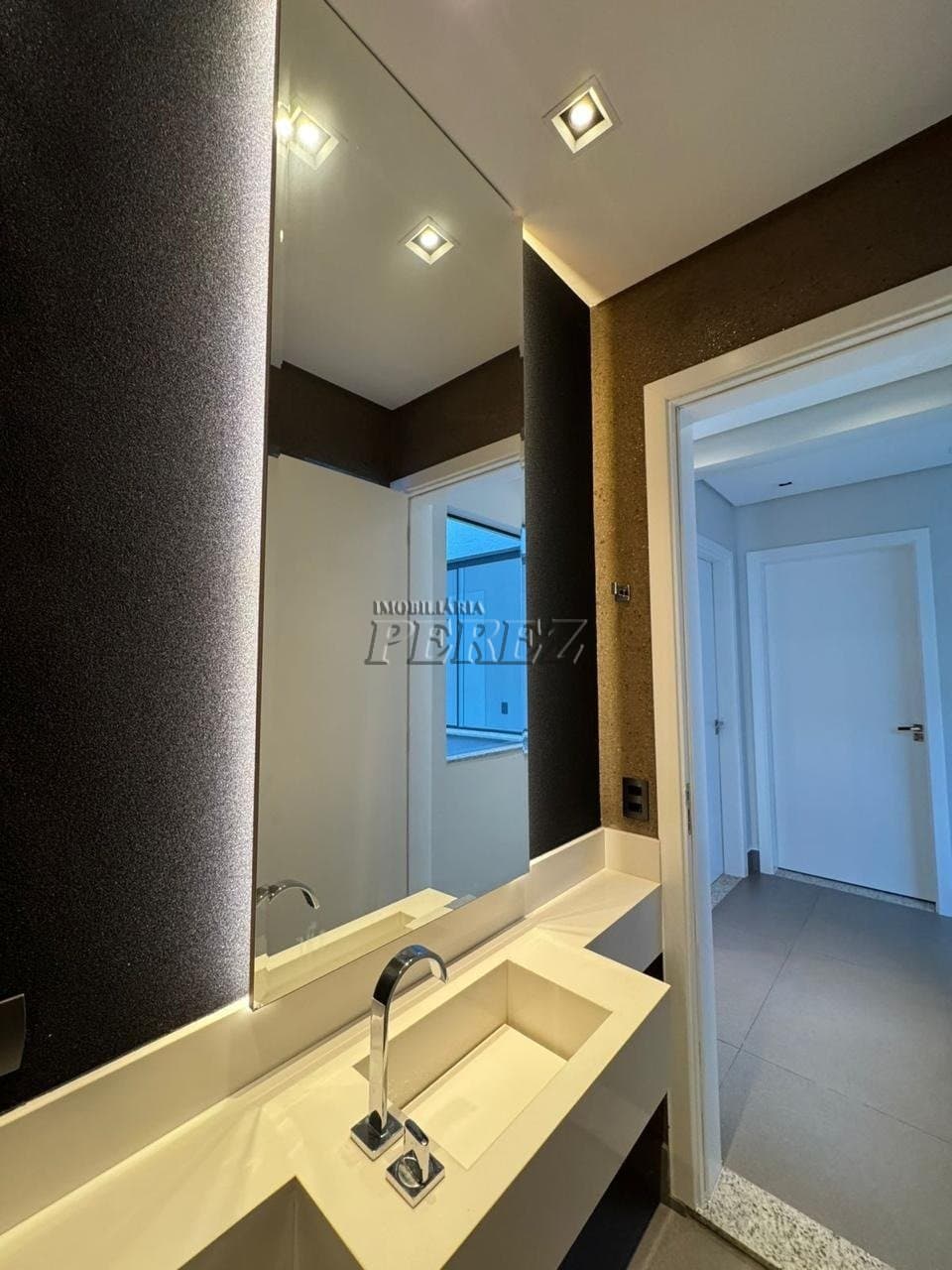 Sobrado à venda, mobiliada de alto padrão no Condomínio Sun Lake - 4 suítes e espaço gourmet completo! - Foto 30